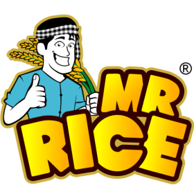 DUY ANH FOODS ACCOMPANIES WITH PEOPLE IN THE FLOODED AREA OF THE CENTRAL REGION 2025